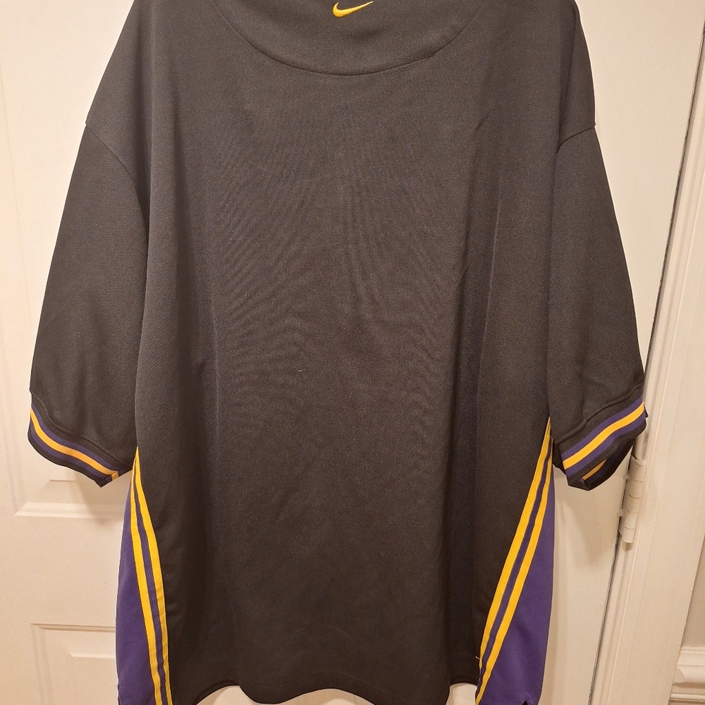 Vintage Lakers Nike team Size 61 Buttoned Warmup Shirt shooters shirt player Xxl - Picture 5 of 5